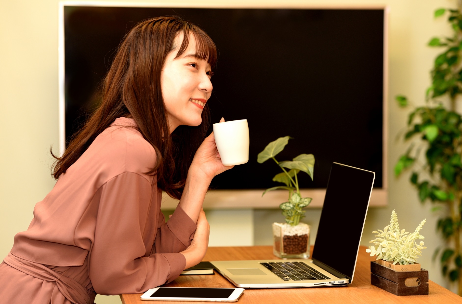 自宅でダラダラが一番の幸せ 家で寝ながらゴロゴロ過ごす暇つぶし 時間つぶし 東京暇つぶし 東京キリングタイム