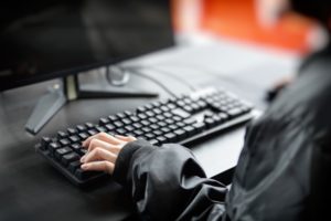 一人で自宅でできるインドアな暇つぶし_PCゲーム