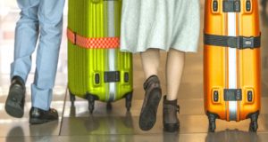 旅行先のホテルでカップルにおすすめの暇つぶし_キャリーバック
