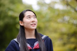 修学旅行中に一人ぼっちの暇つぶしと過ごし方_一人で過ごす中学生